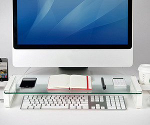 The U-board, Keep Your Desk Organized
