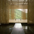 Kengo-kuma-designs-the-great-bamboo-wall-house-in-china-s