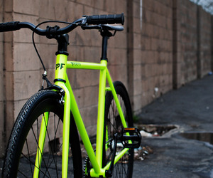 Kilo-glow-in-the-dark-bicycle-m