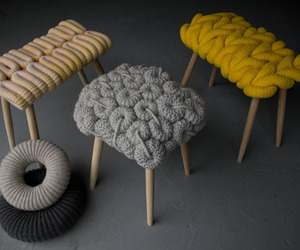 Knitted-stools-by-claire-anne-obrien-m