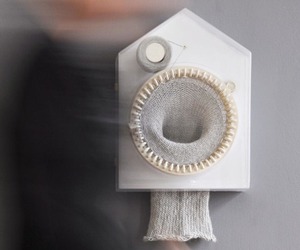 Knitting Clock by Siren Wilhelmsen