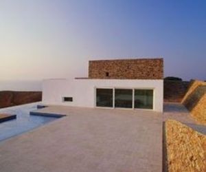 Kratir House