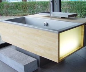 Lavabeau Sink and Tub Combo from Meeus