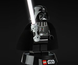 Lego-star-wars-darth-vader-desk-lamp-m