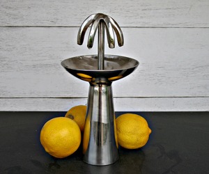 Lemon-squeezer-m