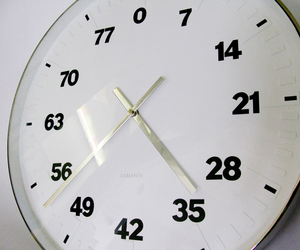Life Clock by Bertrand Planes