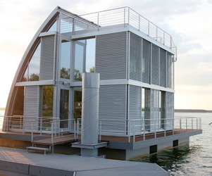 Life-on-water-m