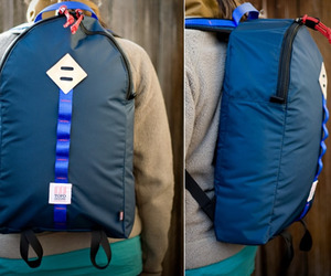 Light-daypack-by-topo-designs-m
