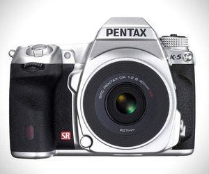 Limited-pentax-k-5-silver-edition-kit-m