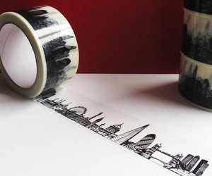 London-skyline-decorative-sticky-tap-m
