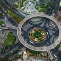 Lujiazui-pedestrian-bridge-in-china-s