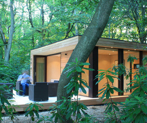  Luxurious Eco Garden Room in London by in.it.studios 