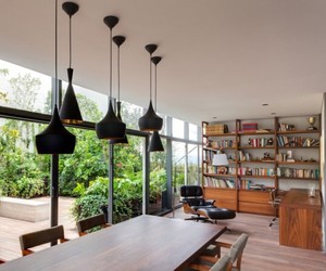 Luxurious-use-of-wood-in-apartment-by-mapmx-m