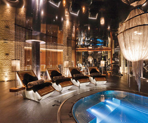 Luxurious-zermatt-peak-in-the-swiss-alps-m