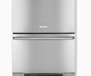 Luxury-glide-refrigerator-drawers-by-electrolux-m
