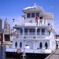 Luxury-house-boat-in-st-paul-minnesota-s