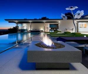 Luxury House with Stunning Views in Los Angeles | materialicious