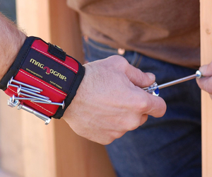 Magnetic-wristband-m