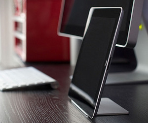 Magnus-magnetic-ipad-stand-m