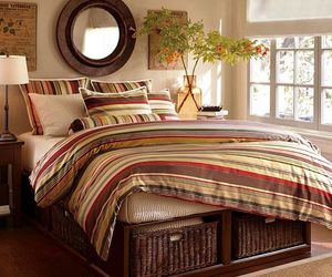 Making-your-bedroom-look-cool-with-stripes-m