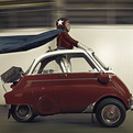 Mamika-grandma-superhero-by-sacha-goldberger-s