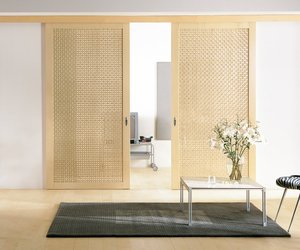 Maple-lattice-sliding-doors-m