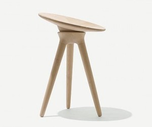 Maple-stool-m