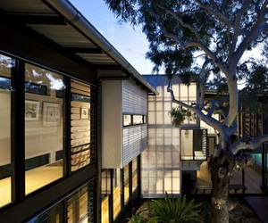 Marcus-beach-house-by-bark-design-architects-3-m