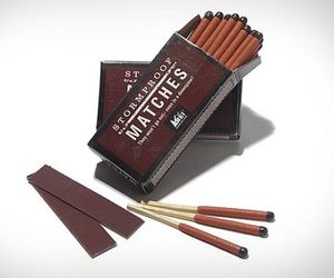 Matches-that-does-not-blow-off-in-storm-m