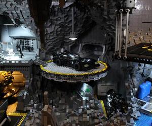 Mind-blowing-lego-batcave-m