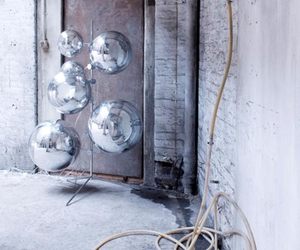 Mirror-balls-on-a-stand-m