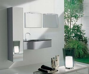 Modern-bathroom-of-klass-collection-from-novello-m