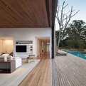 Modern-casa-itu-in-so-paulo-studio-arthur-casas-s