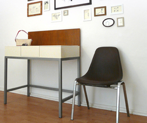 Modern-dressing-table-m