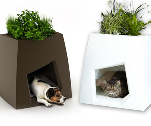 Modern "Green" Houses for Pets