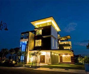 Modern House Design of Lot 18 House by Arkitek Axis