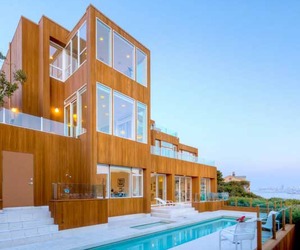 Modern Living in California