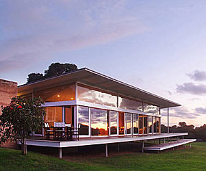 Modern-vacation-rental-in-australia-m