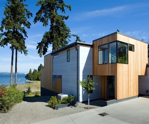 Modern Waterfront Home on Bainbridge Island