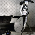 Mosaic-floor-lamp-inspired-by-the-womans-body-s