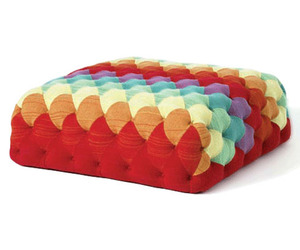 Motley-ottoman-m
