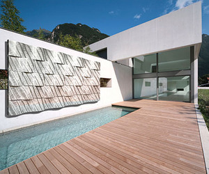 Móz Designs’ Ripples Modular Wall-Panels
