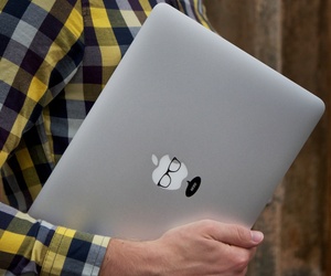 Nerd-macbook-decal-m