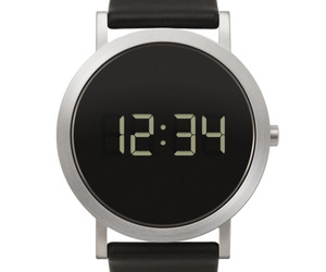 New-extra-normal-digital-watch-m