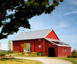 New River Bank Barn by Blackburn Architects