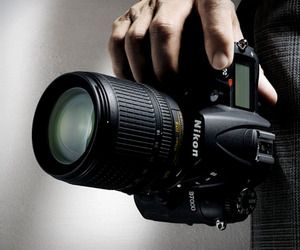 Nikon-d7000-m