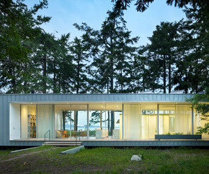 North-beach-summer-retreat-by-heliotrope-architects-m