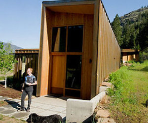 Nyt-a-shared-home-in-the-cascades-m