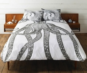 Octopus-bedding-by-thomas-paul-m