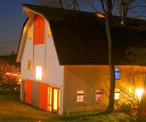 One-of-a-kind-converted-barn-on-bainbridge-island-m